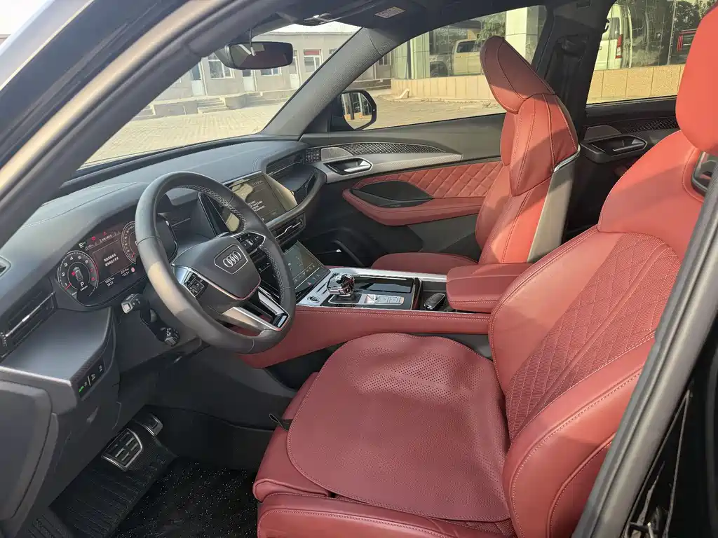 Audi Q6 2024 45 TFSI quattro 6 мест