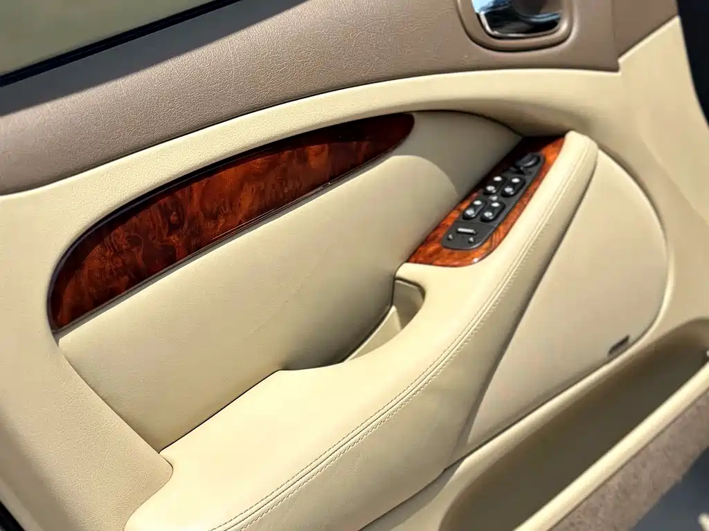 Jaguar S-TYPE — миниатюра 16
