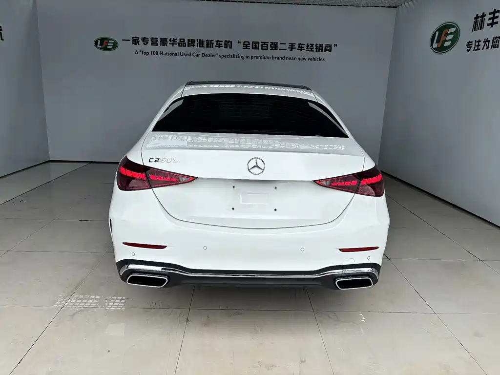 Mercedes-Benz C-Class — миниатюра 6