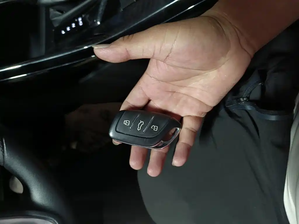 Roewe i5 — миниатюра 9