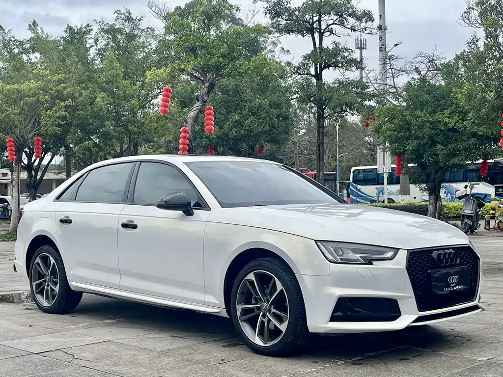 AUDI A4L