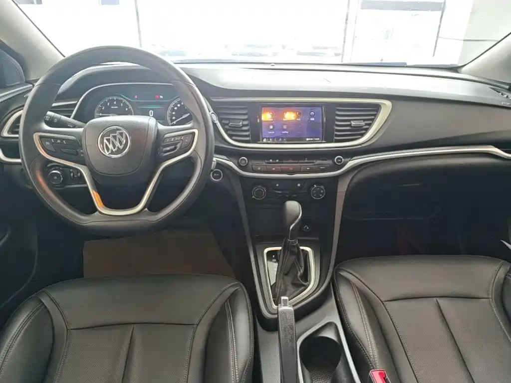 Buick Excelle — миниатюра 10