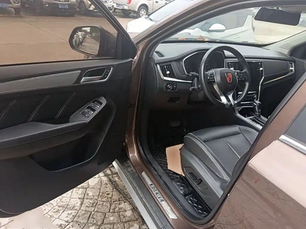 Roewe RX5 — миниатюра 16