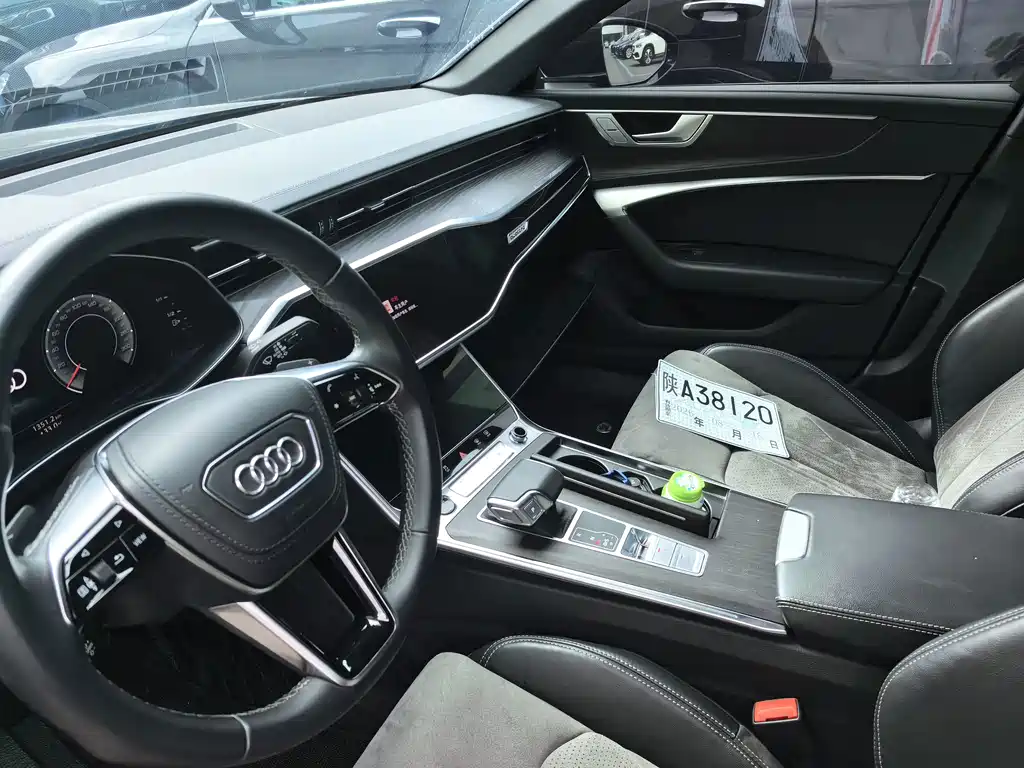 Audi A6L — миниатюра 7