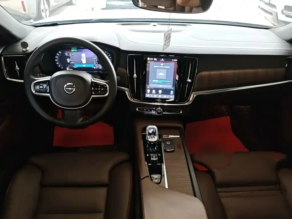 Volvo S90 — миниатюра 10