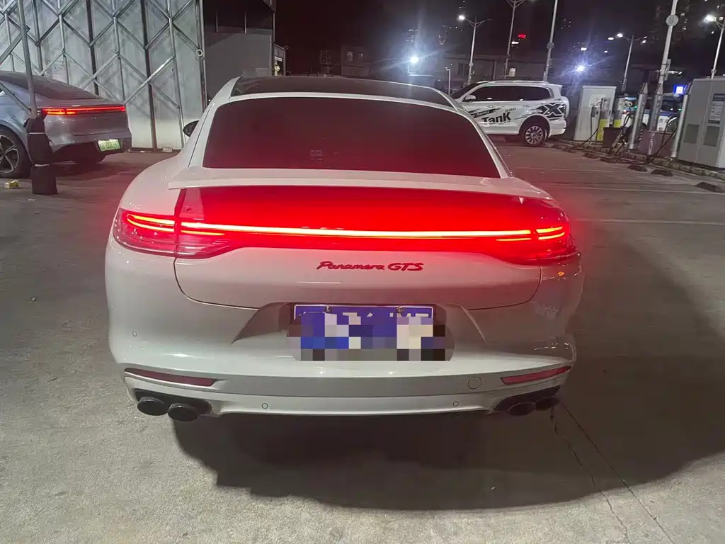 Porsche Panamera — миниатюра 5