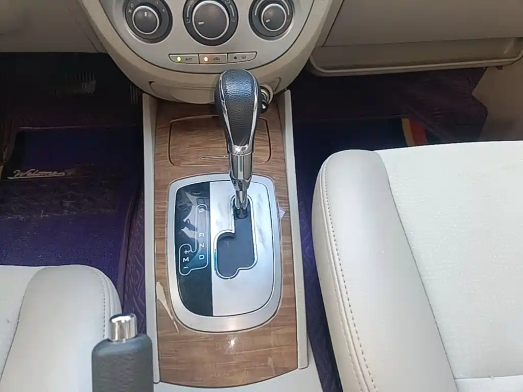 Buick Excelle — миниатюра 14
