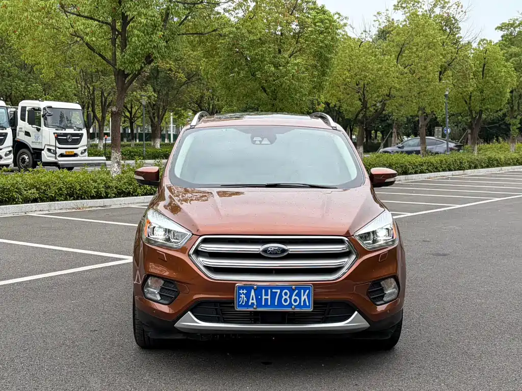 Ford Kuga — миниатюра 2