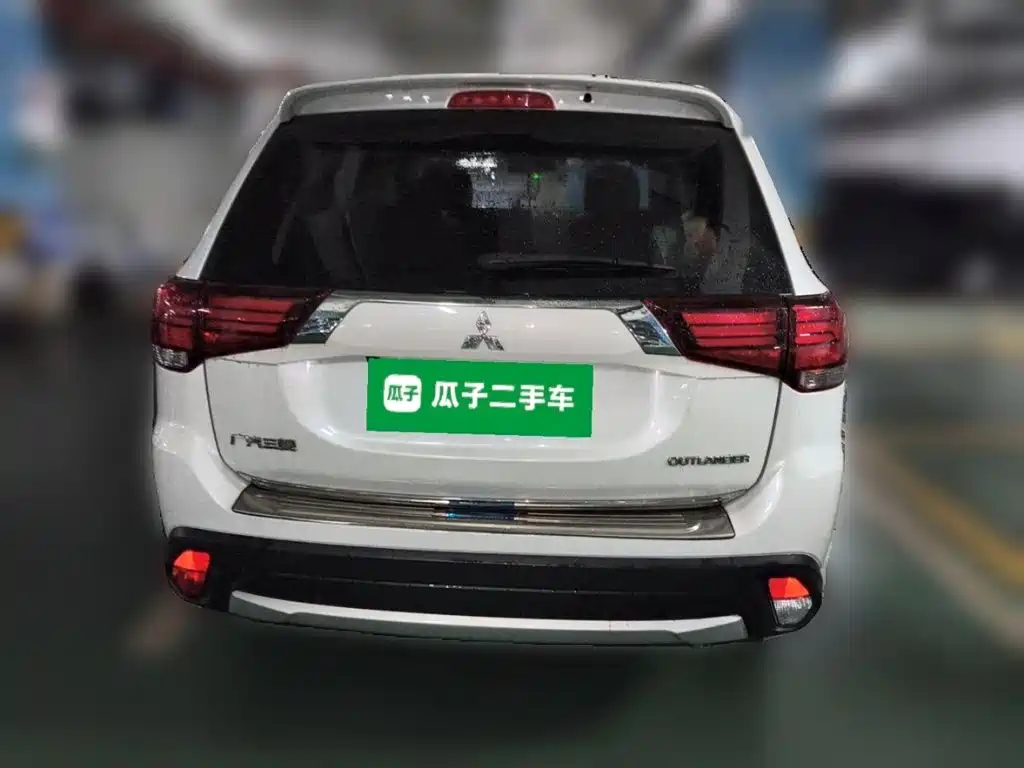 Mitsubishi Outlander — миниатюра 3