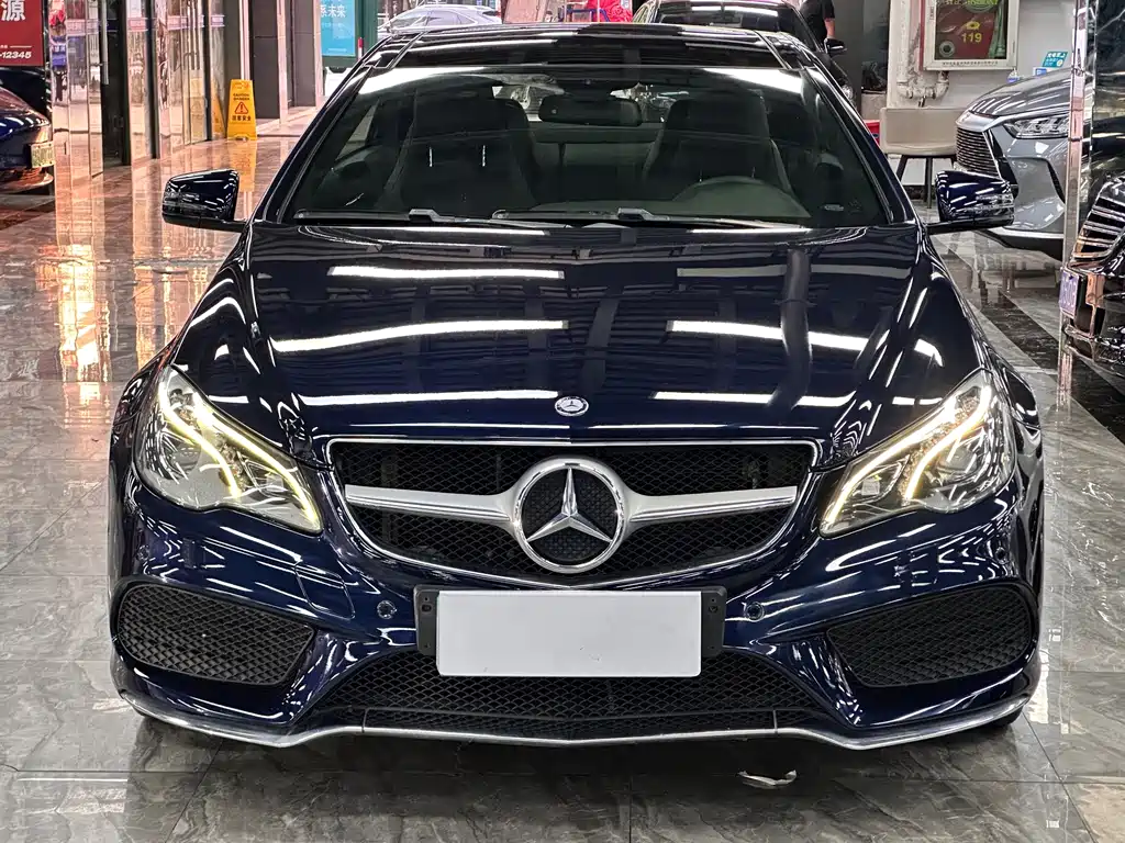 Mercedes-Benz E-Class (Import) — миниатюра 2