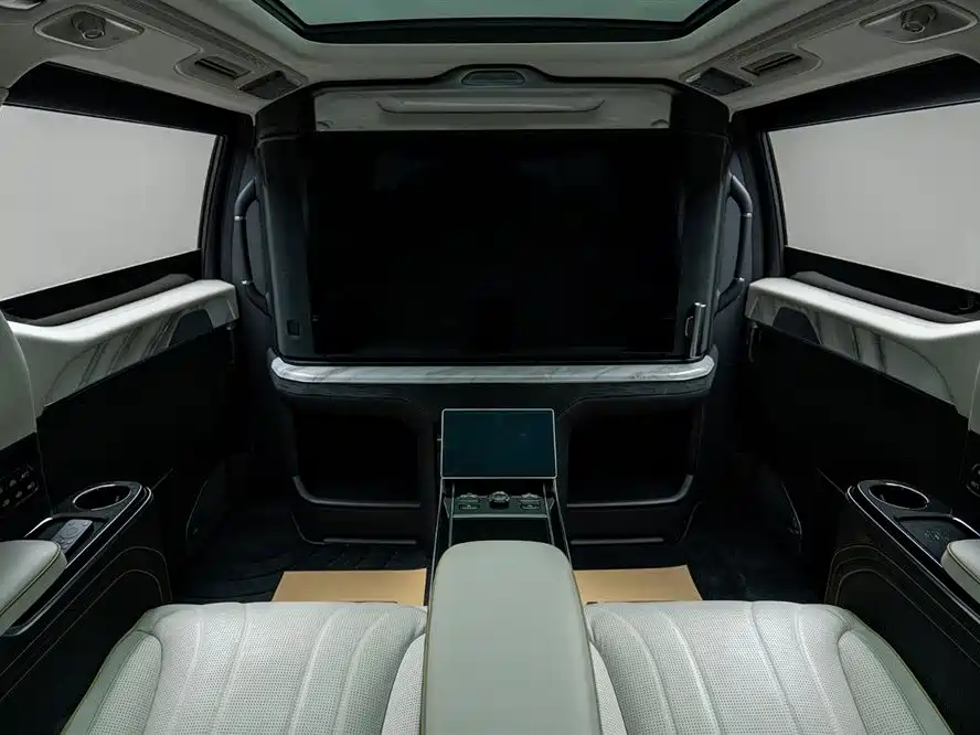 ZEEKR EXTREME KRYPTON 009