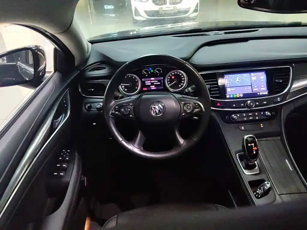 Buick LaCrosse — миниатюра 11