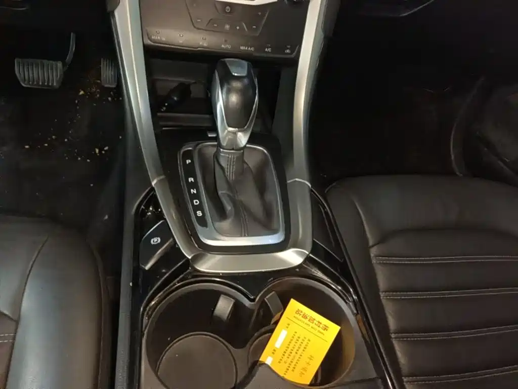 Ford Mondeo — миниатюра 14
