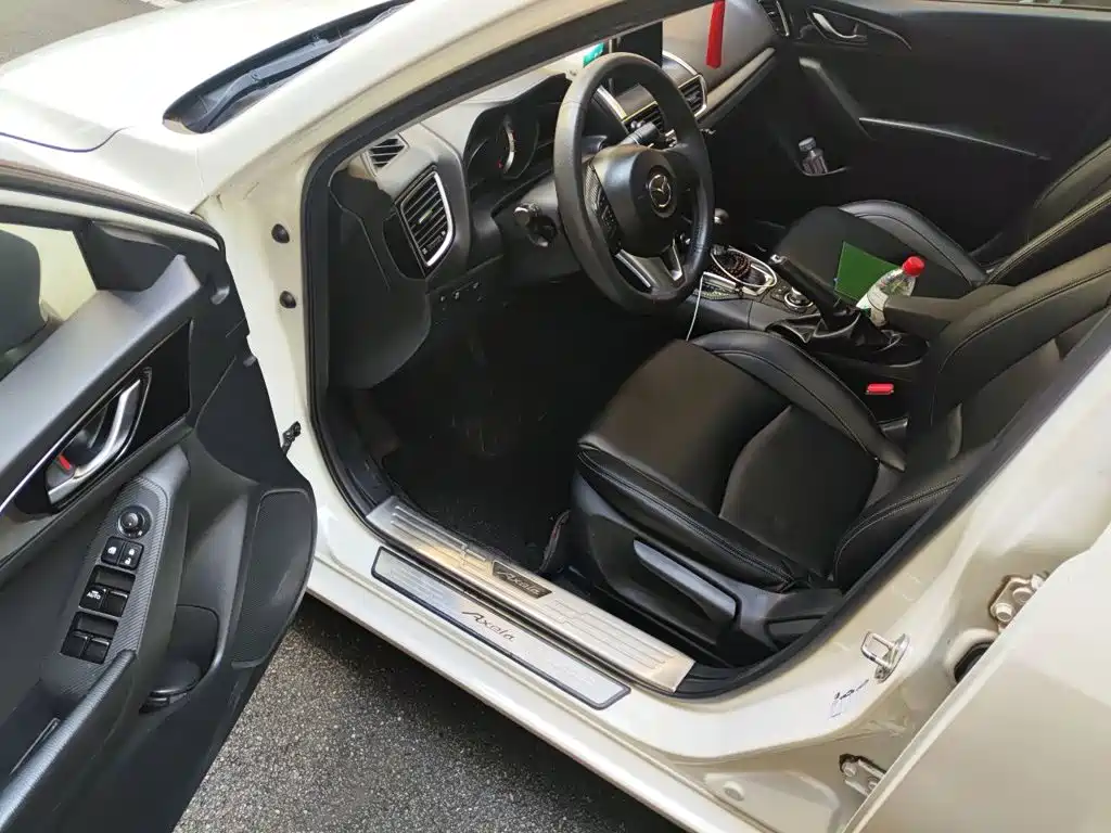 Mazda 3 Axela — миниатюра 17