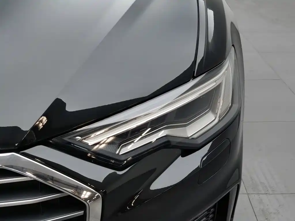 Audi A6L — миниатюра 7