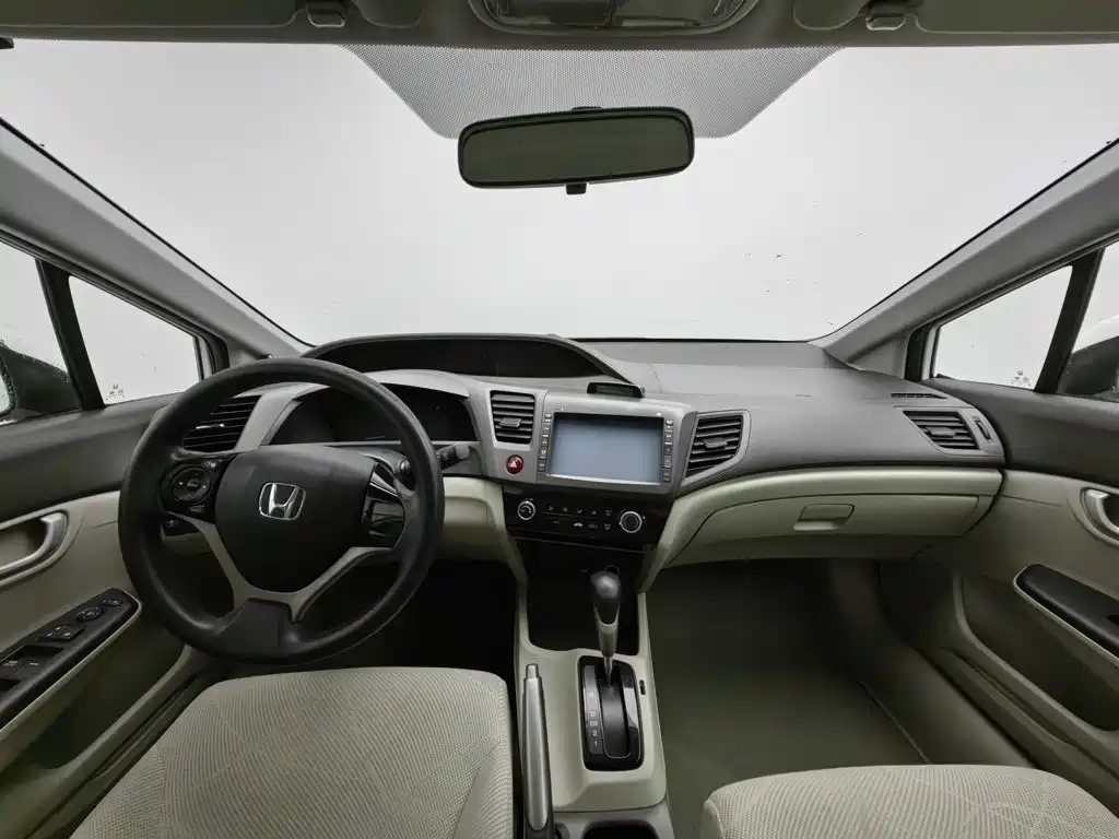 Honda Civic — миниатюра 5