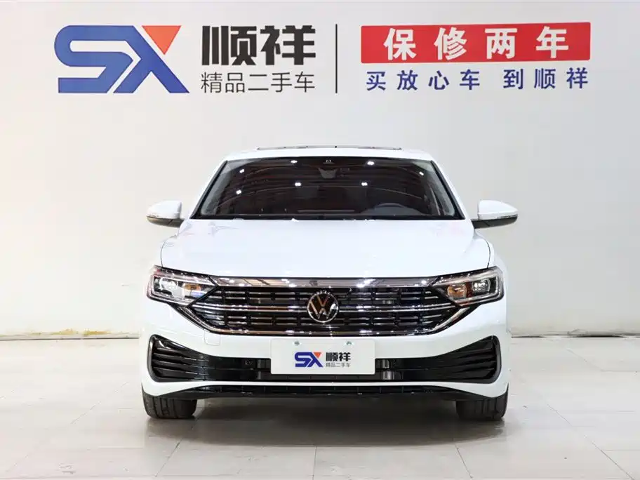 Volkswagen Sagitar 2025 300TSI DSG