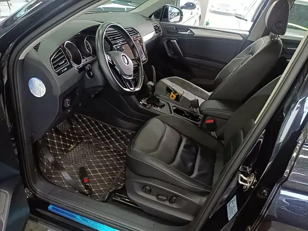 Volkswagen Tiguan L — миниатюра 15