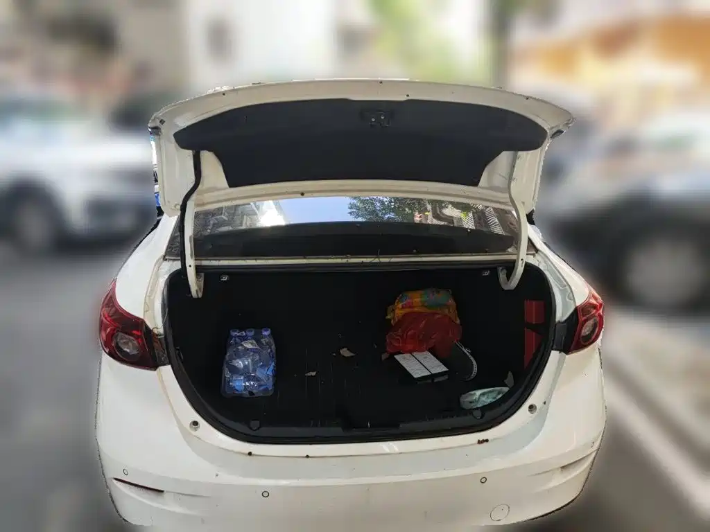Mazda 3 Axela — миниатюра 20