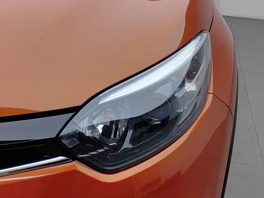 Renault Captur — миниатюра 7
