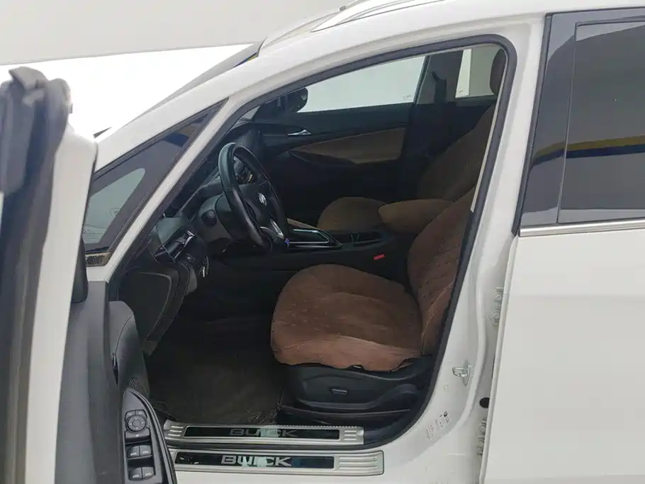 Buick GL6 — миниатюра 9
