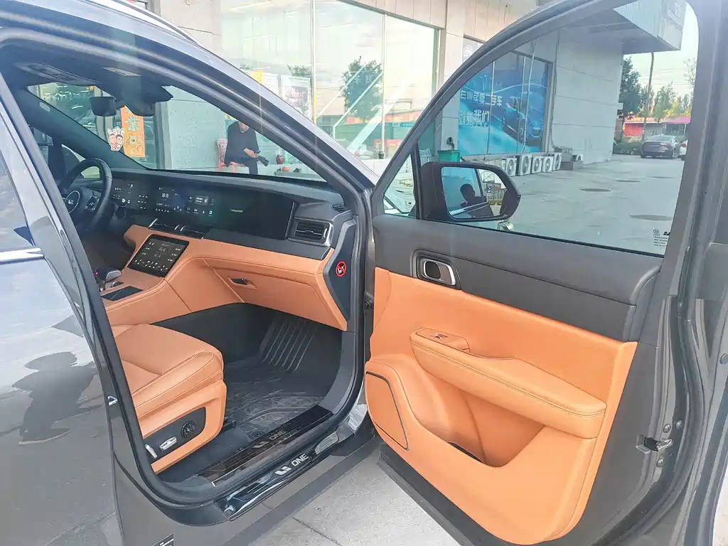 Li Auto Li ONE — миниатюра 10