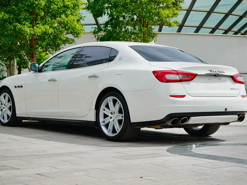 Maserati Quattroporte 3.0T Standard Type, фото 3