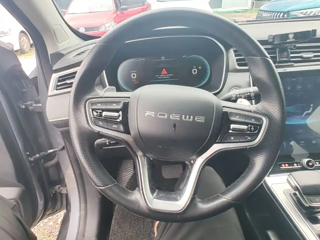 Roewe RX5 New Energy — миниатюра 11