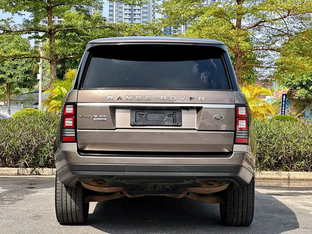 LAND ROVER RANGE ROVER