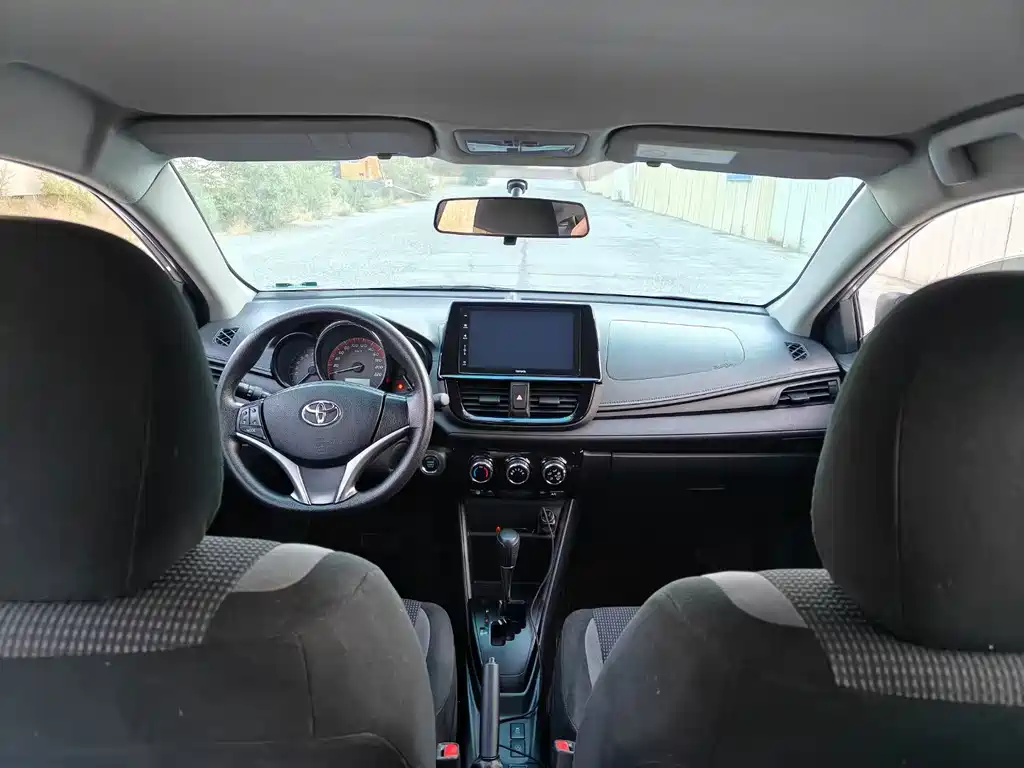 Toyota Vios — миниатюра 8