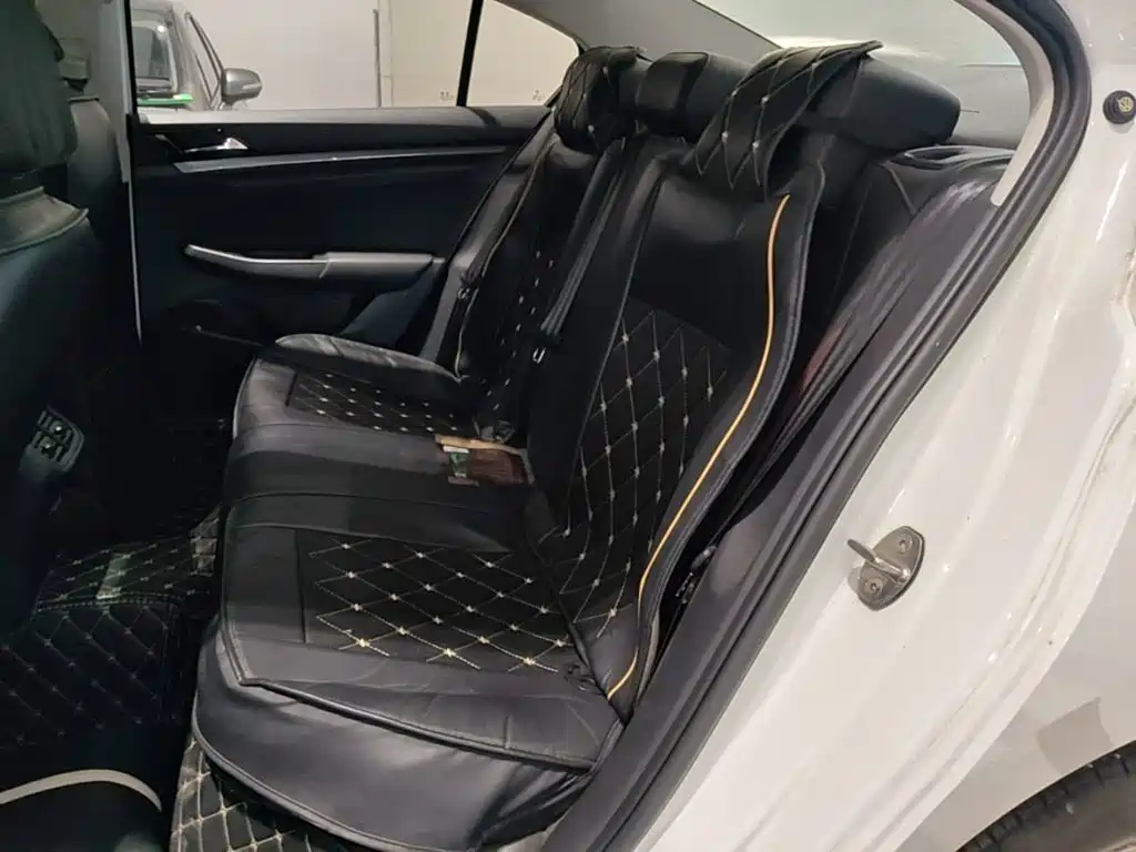Volkswagen Bora — миниатюра 17