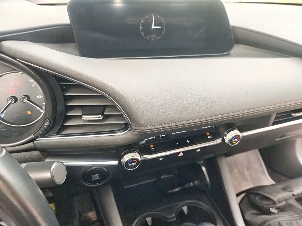 Mazda 3 Axela — миниатюра 9