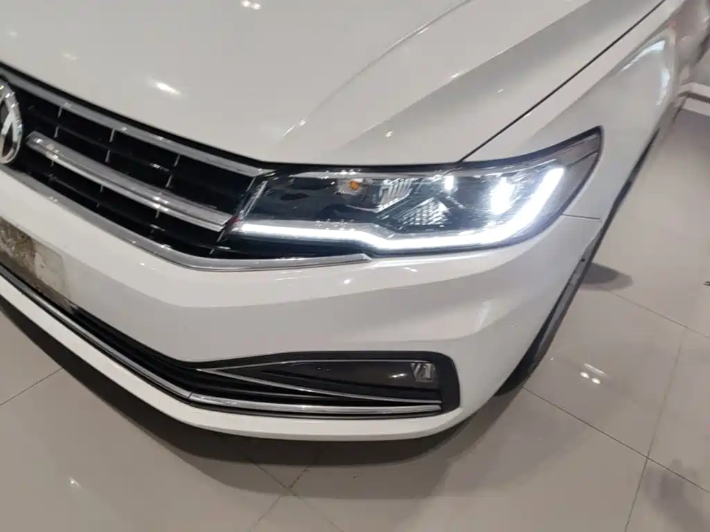 Volkswagen Bora — миниатюра 24