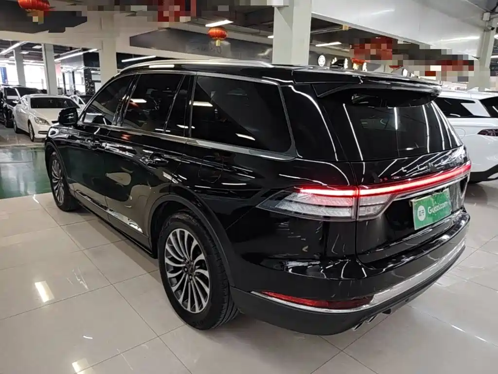 Lincoln Aviator — миниатюра 5