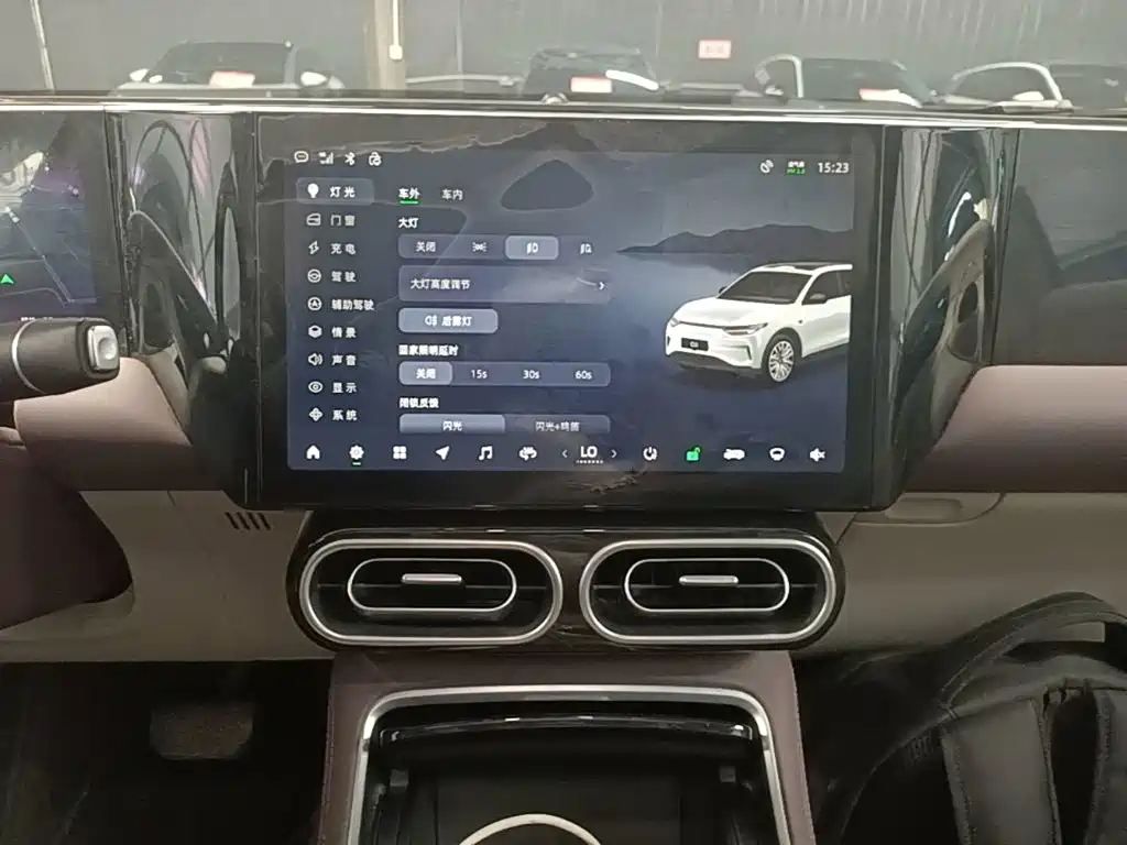 Leapmotor Leapmotor C11 — миниатюра 13