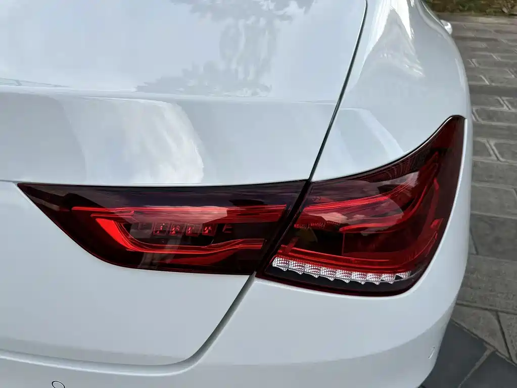 Mercedes-Benz CLA (Import) — миниатюра 39