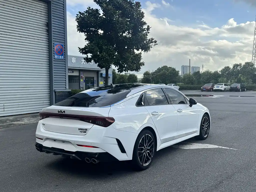 Kia K5 — миниатюра 2
