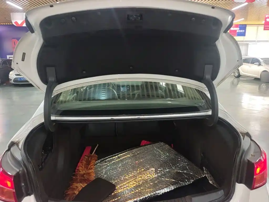 Buick Verano — миниатюра 19