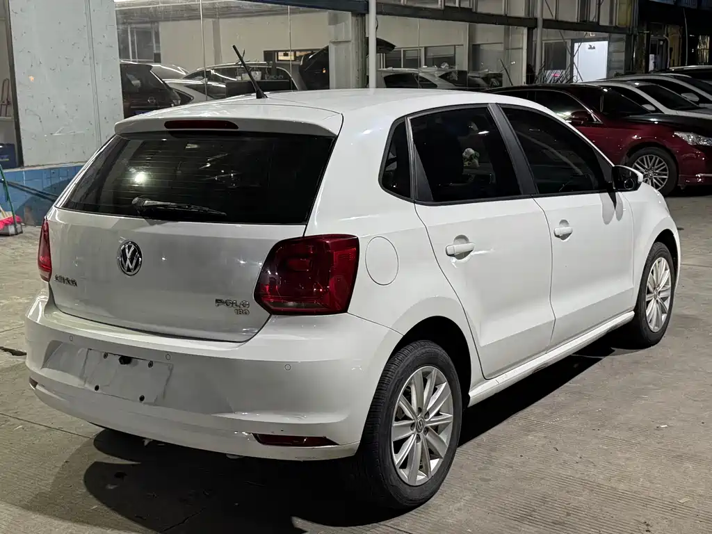 Volkswagen Polo — миниатюра 6