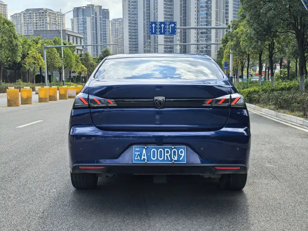 Peugeot 408 — миниатюра 6