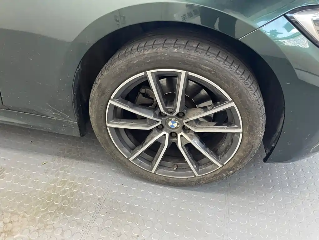 BMW 3 Series — миниатюра 5