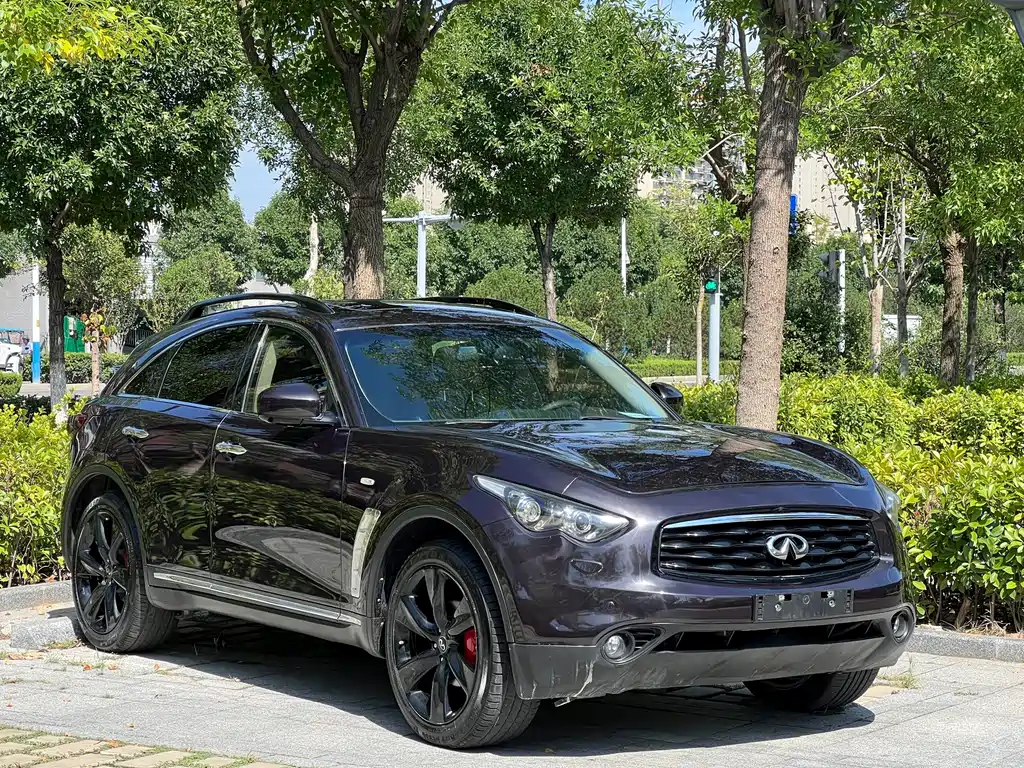 Infiniti FX — миниатюра 3