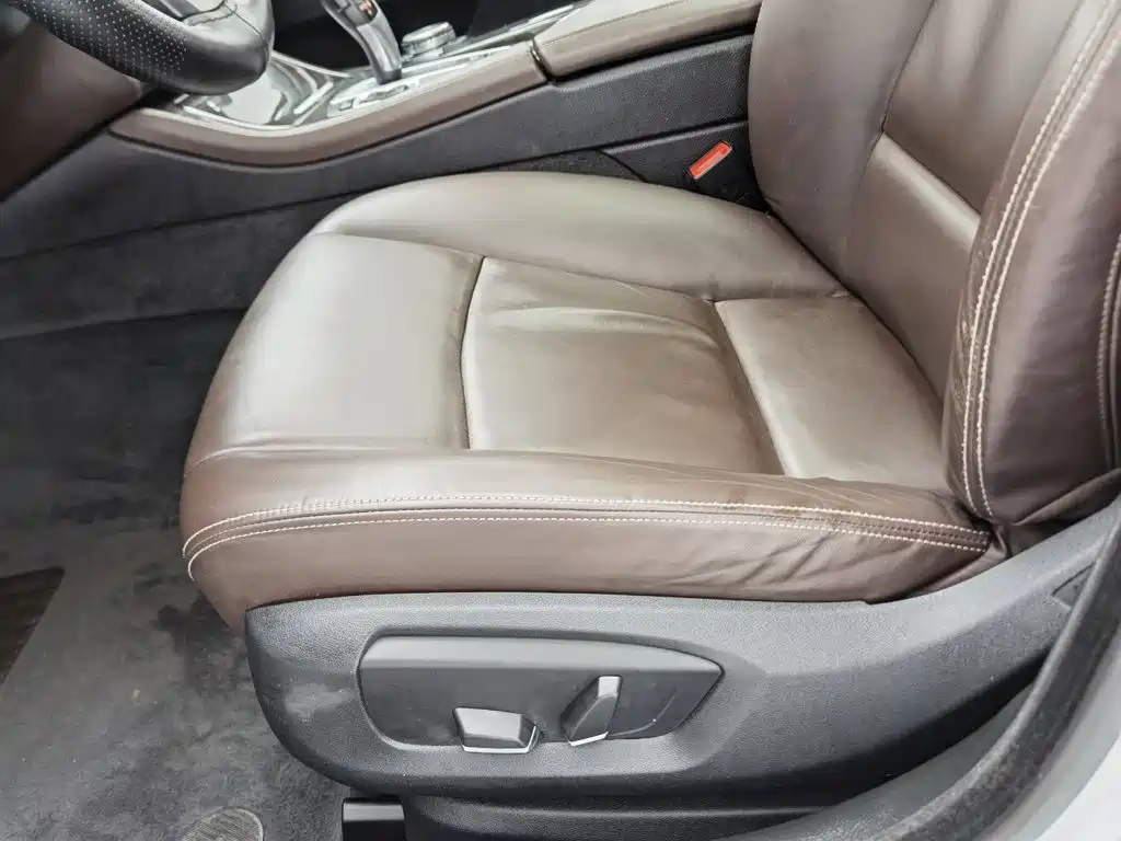 BMW 5 Series — миниатюра 20