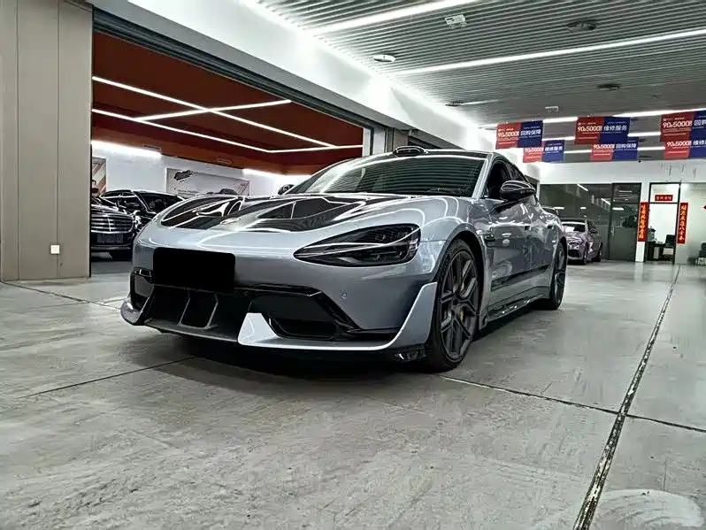 XIAOMI CAR XIAOMI SU7 ULTRA