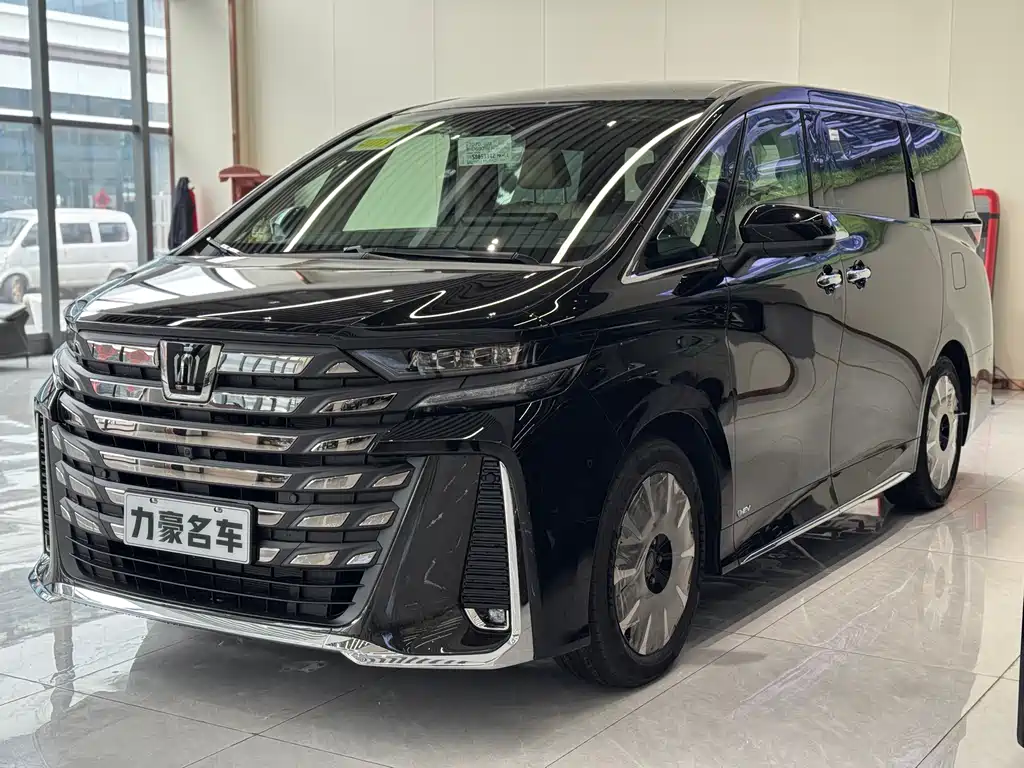 Toyota Vellfire 0