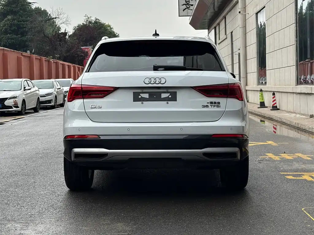 Audi Q3 2022 35 TFSI Fashion