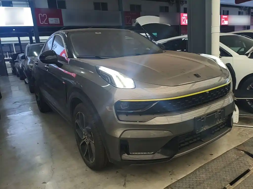 Lynk & Co 05 — миниатюра 4