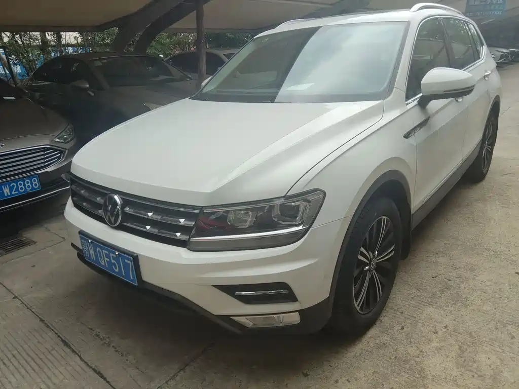 Volkswagen Tiguan L 2021