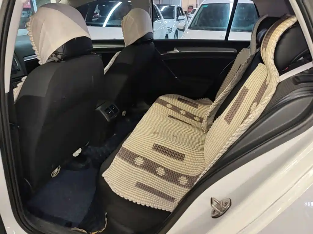 Volkswagen Golf — миниатюра 17