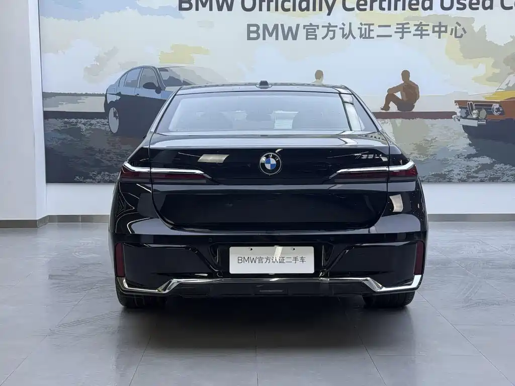 BMW 7 Series 7 2023 735Li M Sport